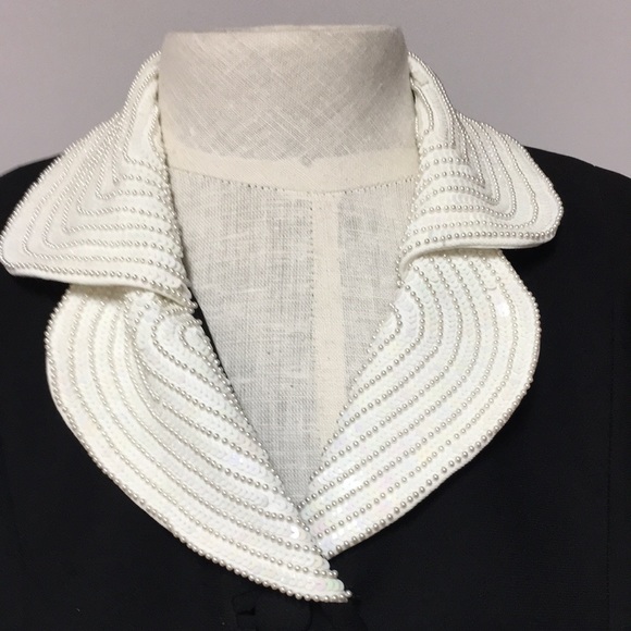 Albert Nipon 6 - Picture 3 of 15